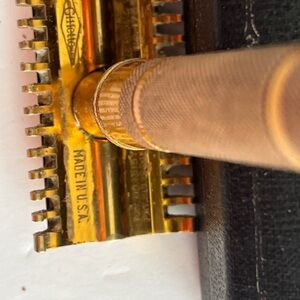 Gillette Vintage/Antique Gold Safety Razor w/ Case (1920/1930)